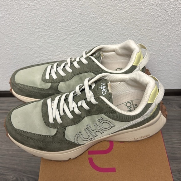 Ryka Jog On Sneakers (WIDE) - Picture 5 of 9